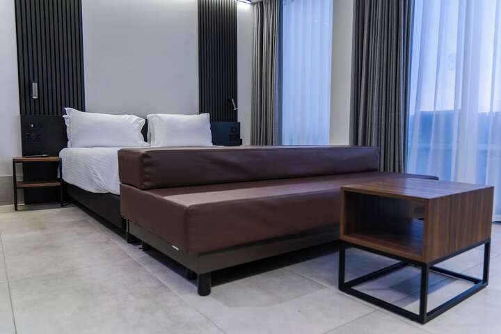 Room 20 of 150