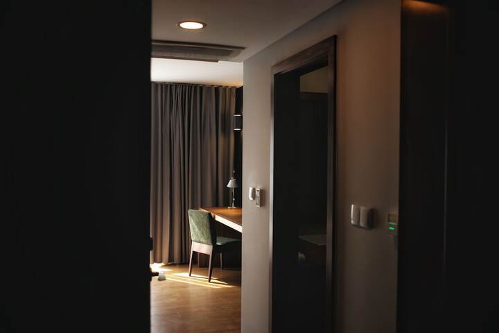 Room 23 of 50