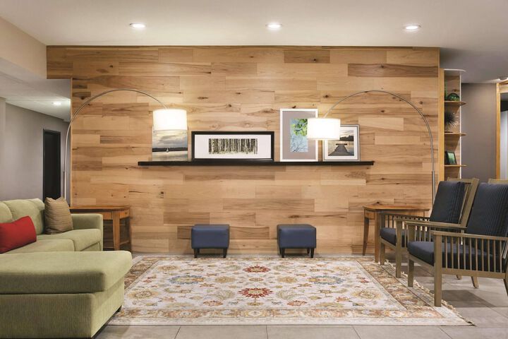 Lobby Entry