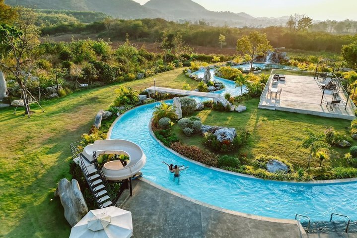 Pool 22 of 28