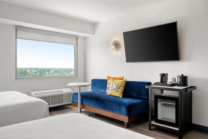 Room 30 of 54