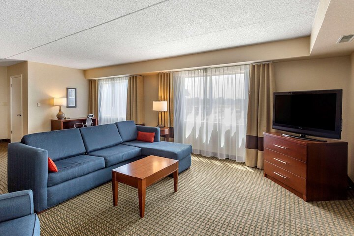Room 44 of 97
