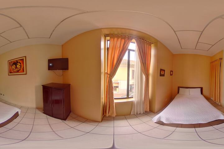 Room 15 of 42