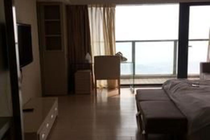 Room 14 of 51