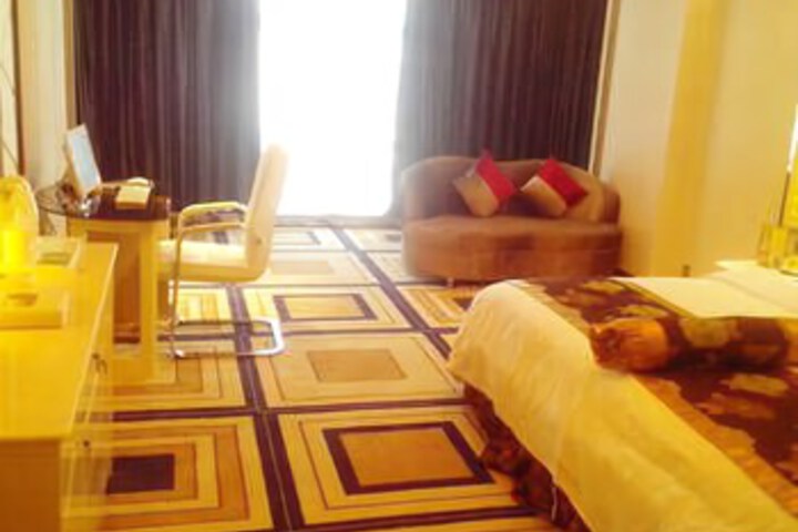 Room 7 of 7