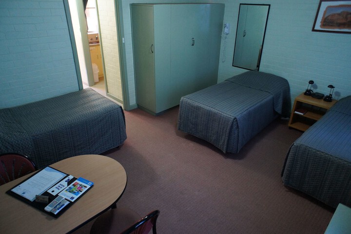 Room 9 of 65