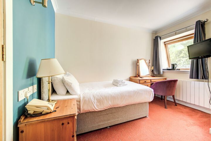 Room 45 of 159