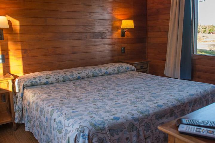 Room 40 of 176
