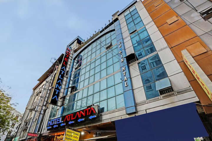 Staybook Atlanta New Delhi Train Station in New Delhi