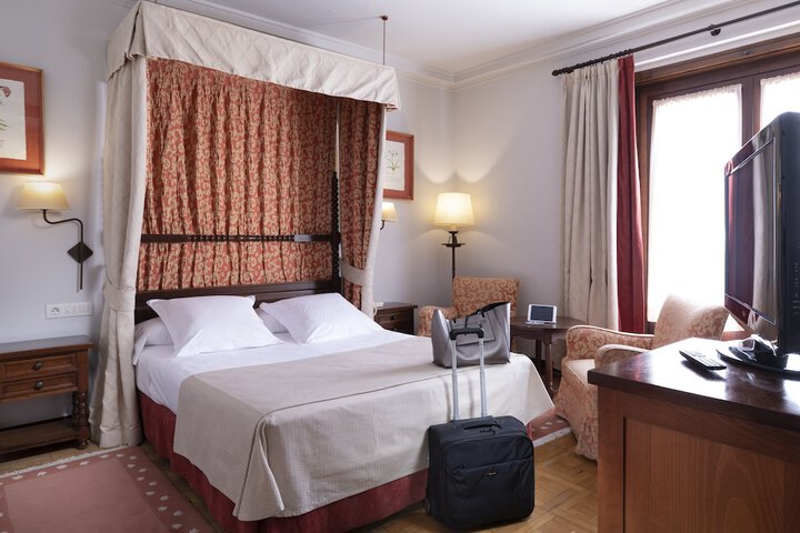 Room 10 of 57