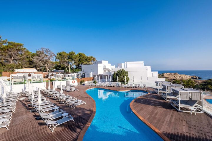 Pool Hotel
