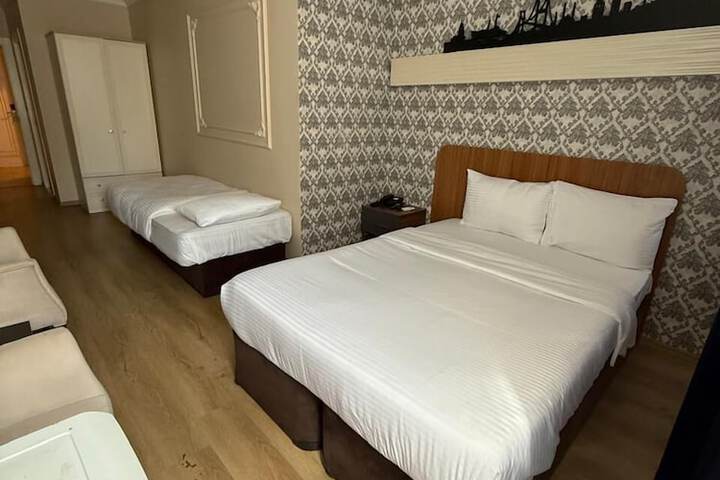 Room 31 of 67
