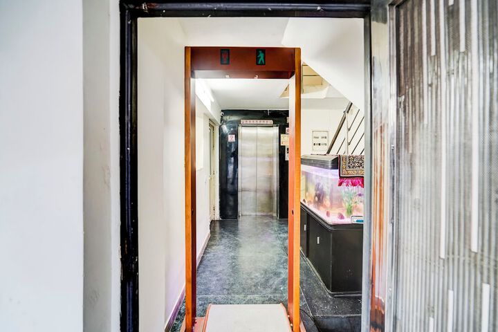 Hotel 8 of 11