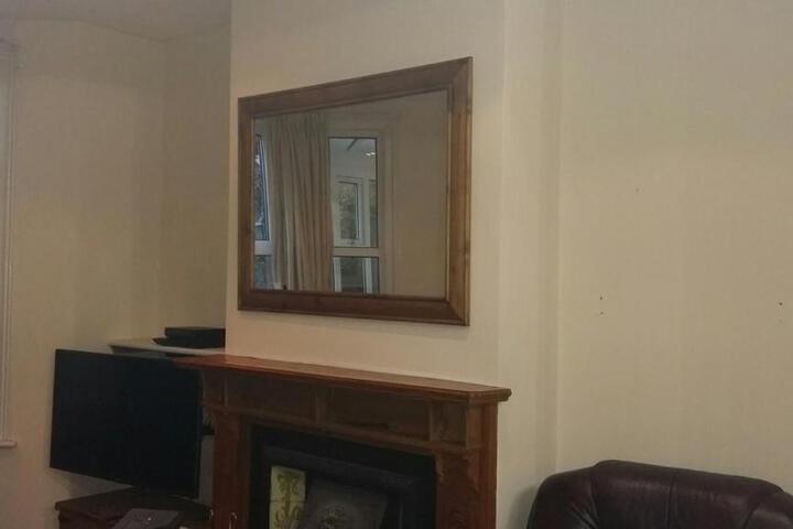 Room 5 of 20