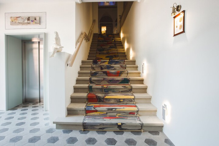 Hotel 66 of 75