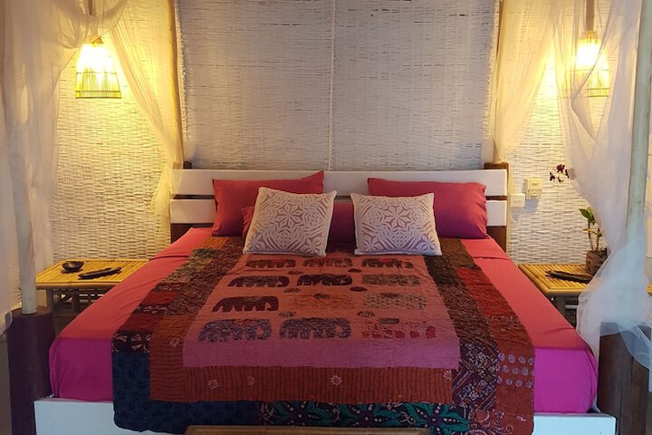 Room 2 of 35