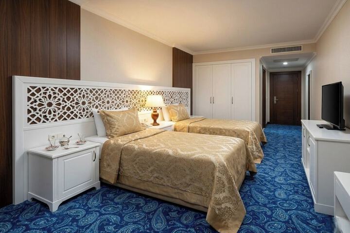 Room 31 of 122