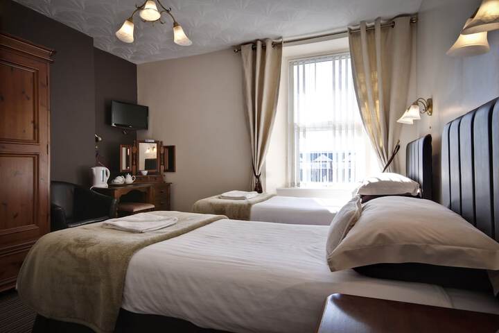Room 21 of 56