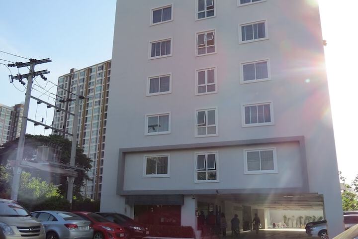 Hotel 17 of 17