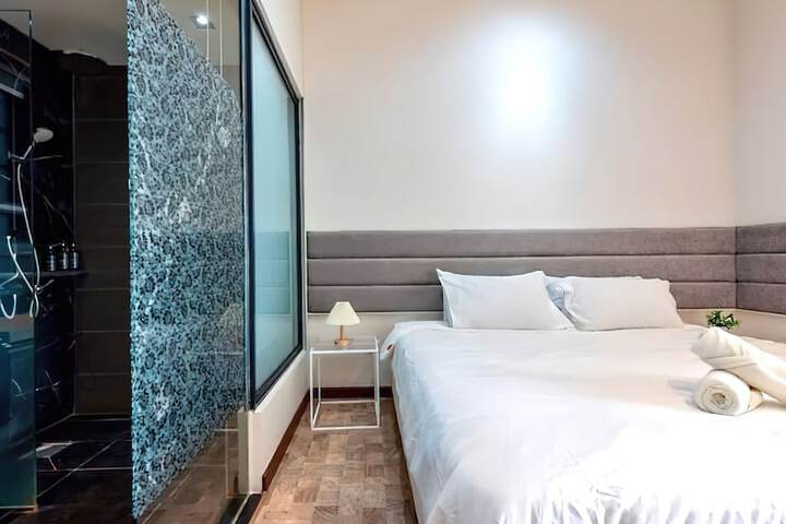 Room 25 of 109