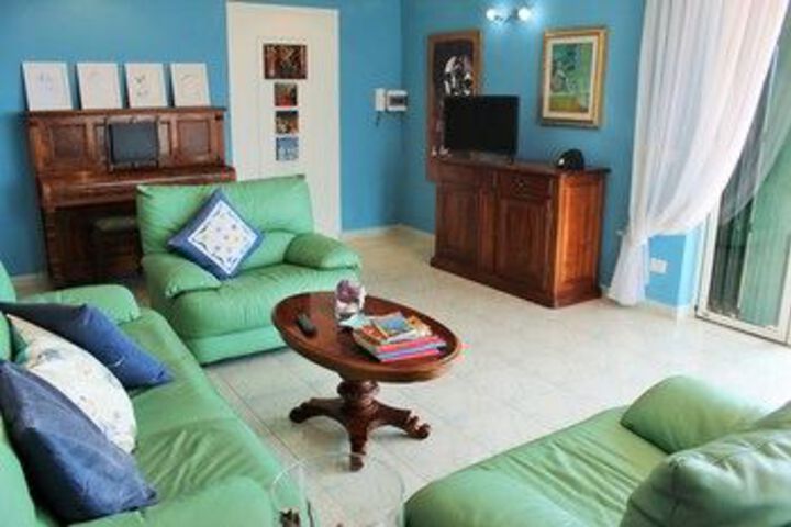 Room 18 of 22