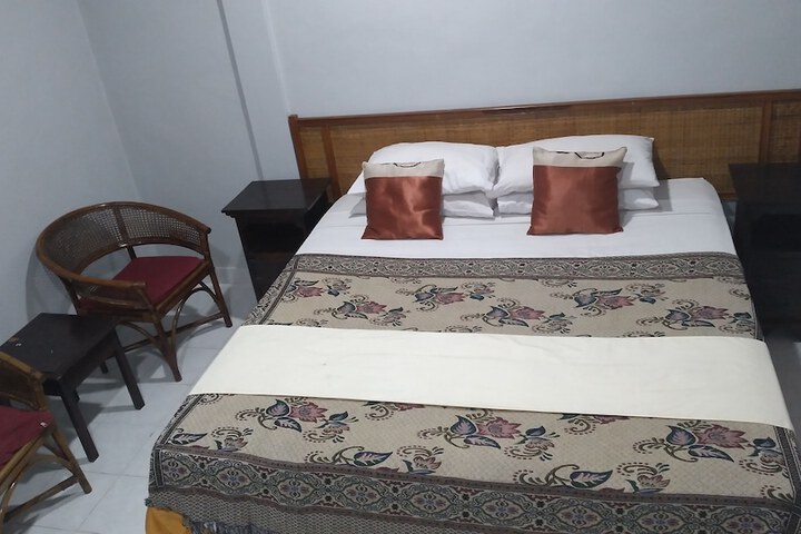 Room 17 of 30