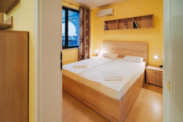 Room 50 of 60
