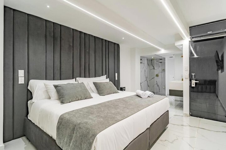 Room 10 of 58