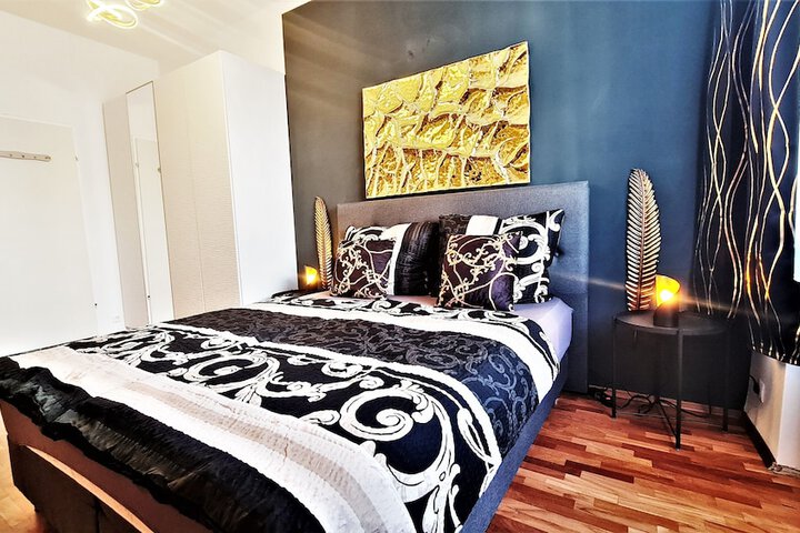 Room 14 of 35