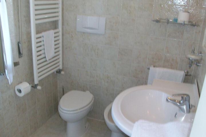 Room 41 of 52