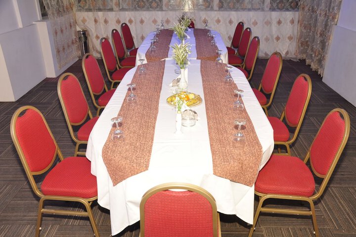 Ballroom/Hall 30 of 33