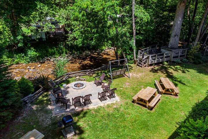Property Grounds 31 of 37