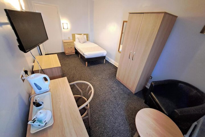 Room 6 of 47
