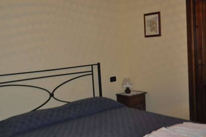 Room 7 of 50