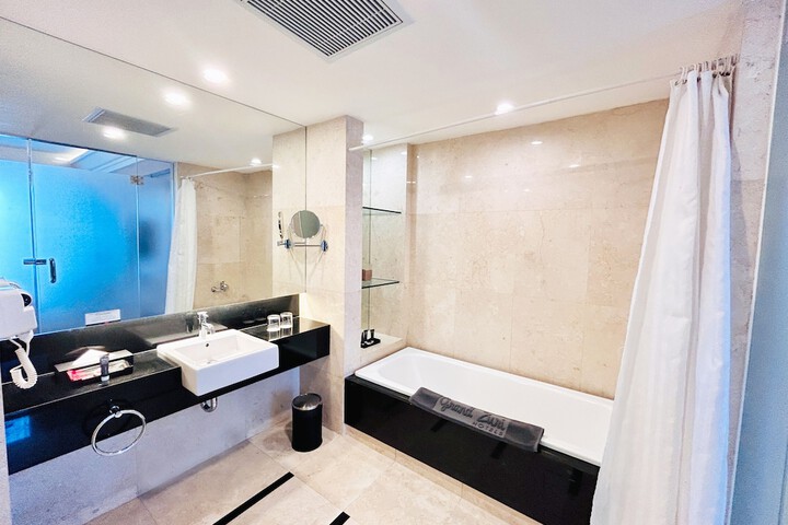 Bathroom Interior Photo