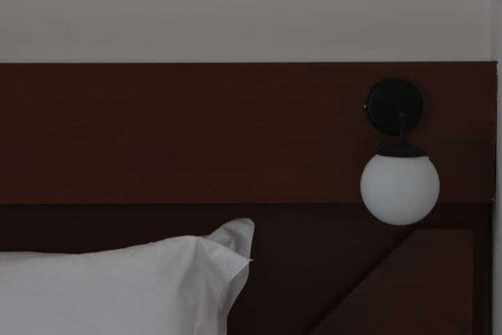 Room 23 of 60