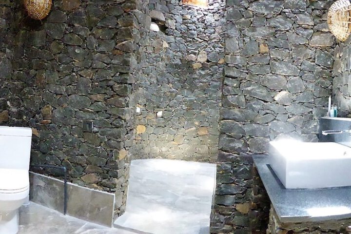 Room 14 of 59