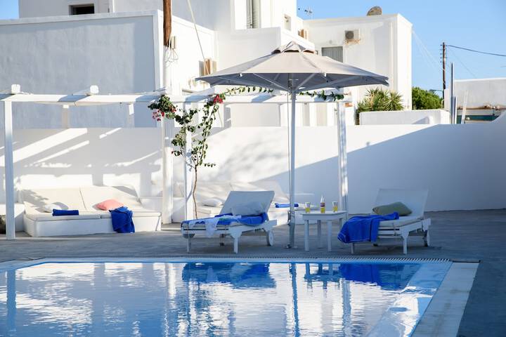 Pool 52 of 71