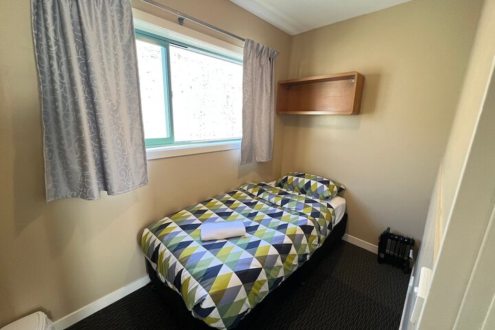 Room 42 of 74