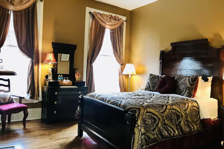 Room 6 of 95