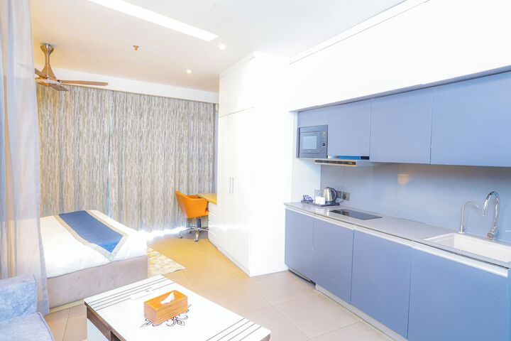 Room 30 of 67