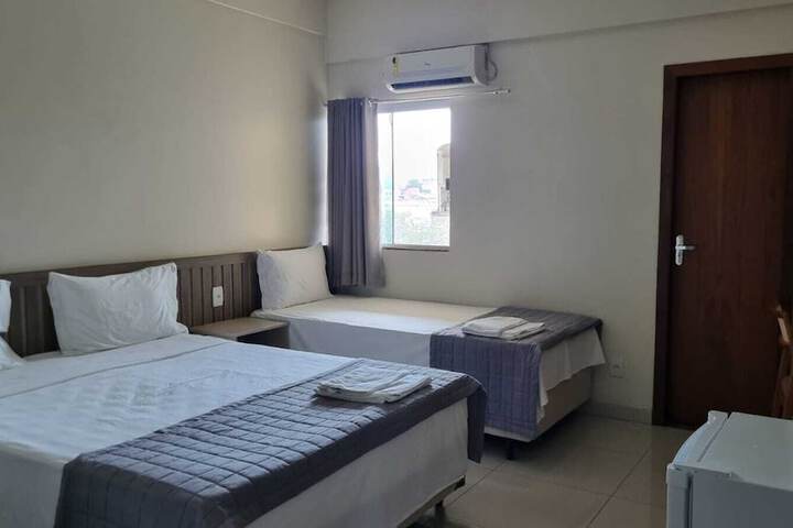 Room 6 of 19