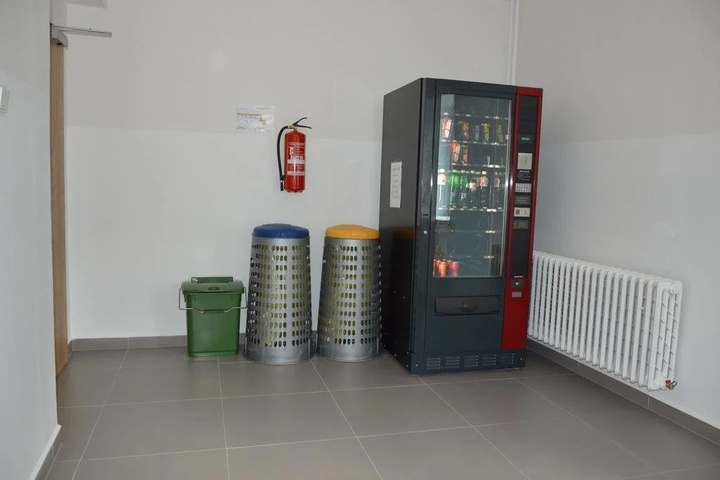 Room 5 of 10
