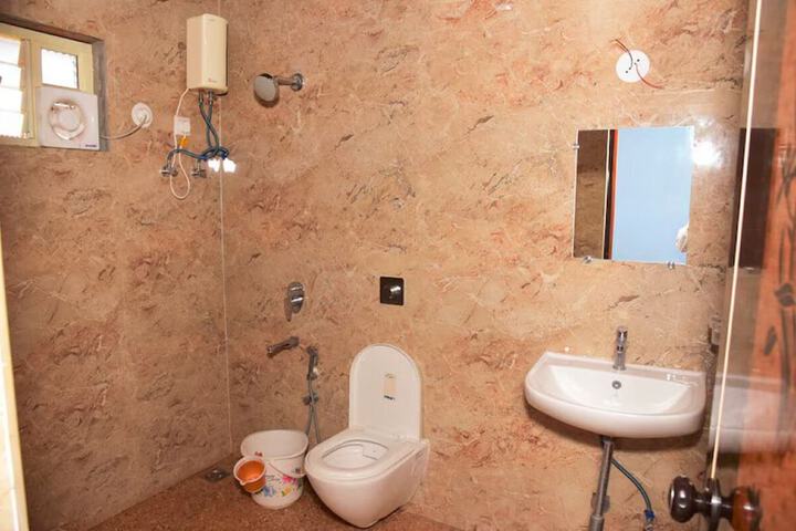 Room 40 of 60