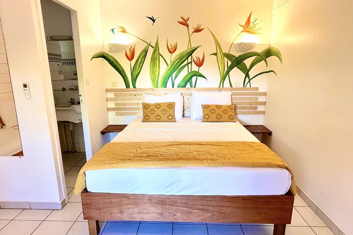 Room 6 of 62