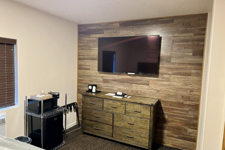 Room 5 of 30