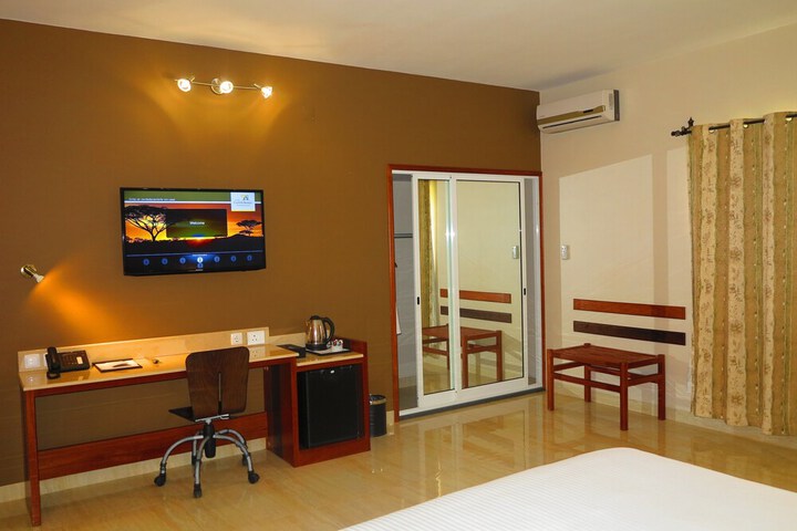 Room 10 of 49