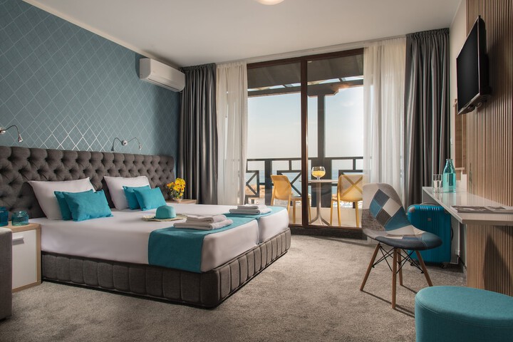 Room 10 of 57