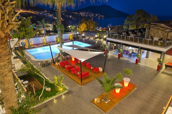 Hotel Exterior 55 of 67