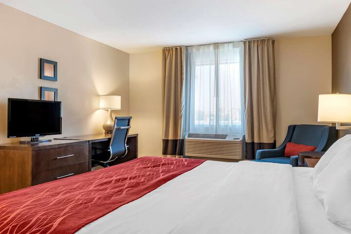 Room 6 of 26